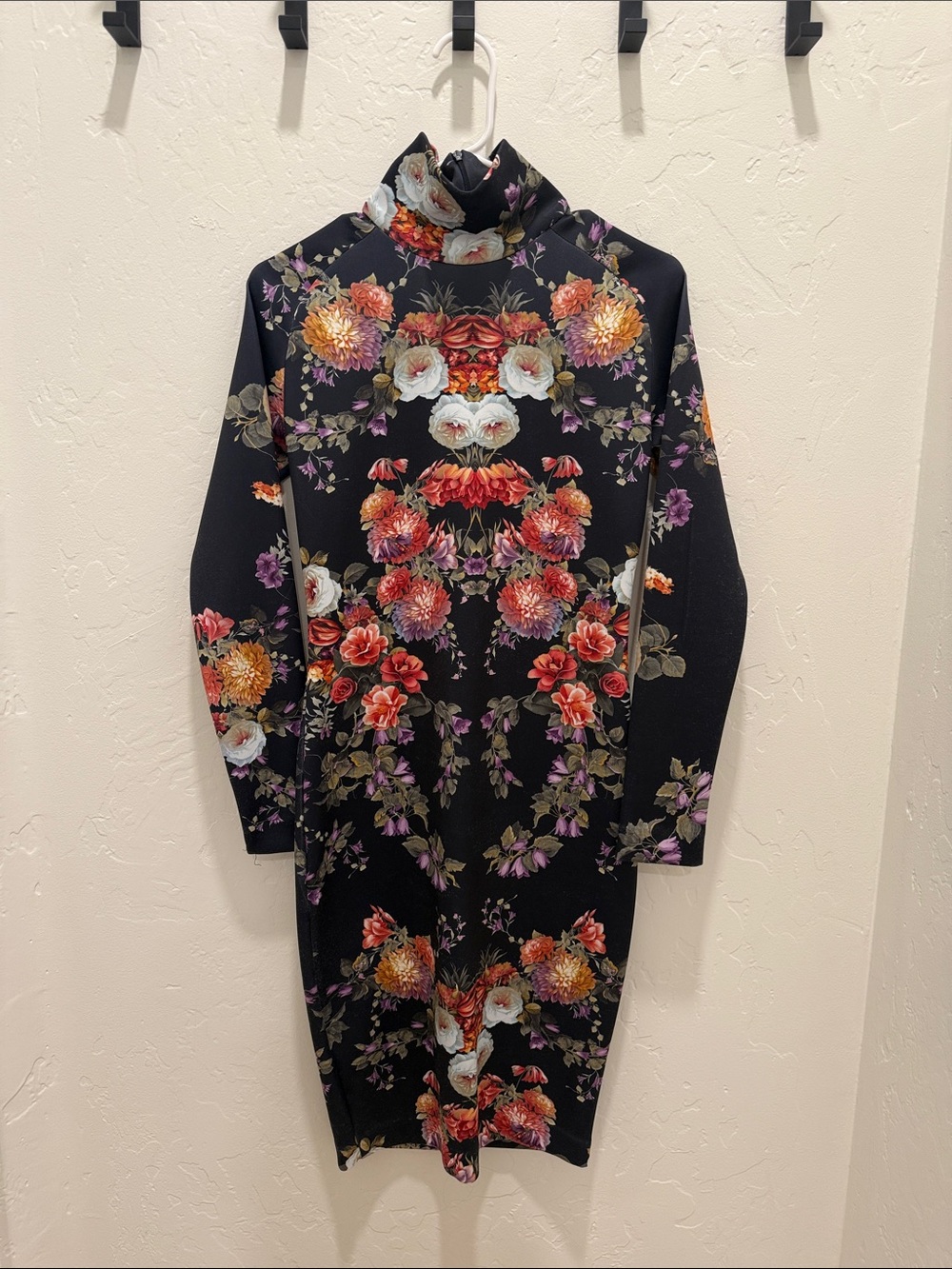 Zara Collection Black Floral Scuba Bodycon Midi Dress Size Medium